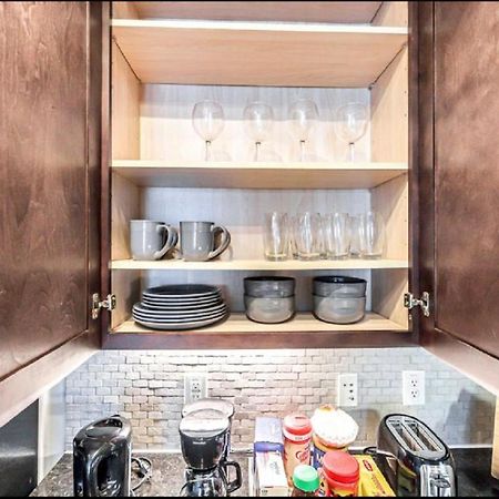 Elegant 1Br Ideal For Long Term Stay Houston Exterior photo